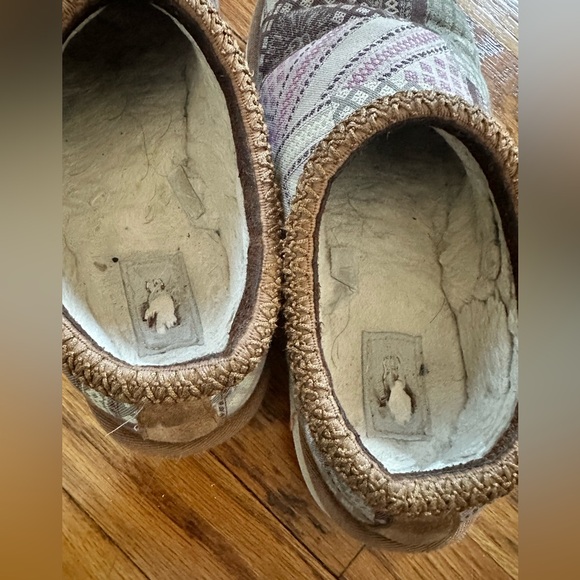 Rare UGG Tasman Taz Sash Slippers 1144094 Men’s Size 9 / Women’s 11 - Picture 6 of 6